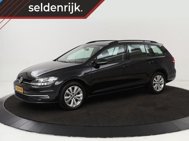 Zwart Gebruikt 2020 VW Golf VII Comfortline Stationwagen | € 14.400 (Goede deal) - Afbeelding 1/4