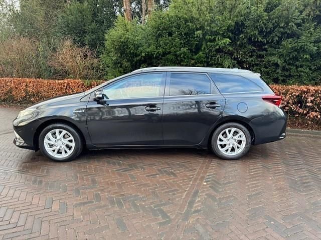 Occasion Toyota Auris Hybrid Executive 99 PK (72 kW) 2015 Zwart Stationwagen