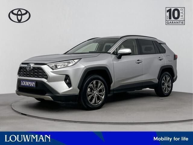 Grijs Gebruikt 2022 Toyota RAV4 Style SUV | € 41.245 (Eerlijke prijs) - Afbeelding 1/3