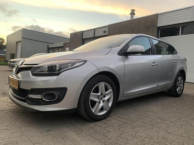 Occasion Renault Mégane GrandTour Expression 95 PK (69 kW) 2015 Grijs Stationwagen