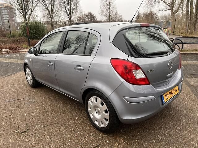 Occasion Opel Corsa Cosmo 90 PK (66 kW) 2011 Grijs (metallic) Hatchback