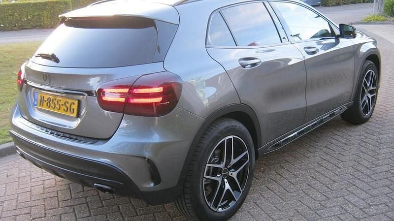 Occasion Mercedes GLA250 Premium Plus 2017 Grijs SUV