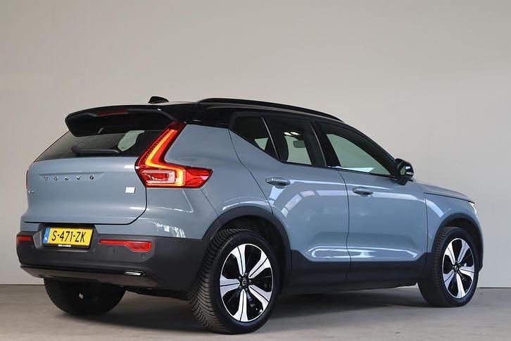 Occasion Volvo XC40 Core 185 kW (252 PK) 2023 Grijs SUV