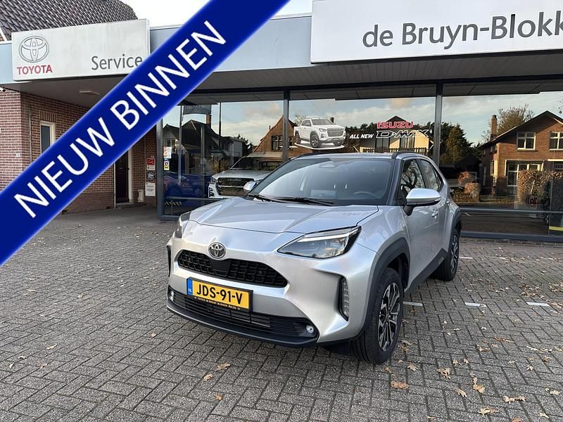 Grijs Nieuw 2025 Toyota Yaris Cross Comfort SUV | € 32.900 (Goede deal) - Afbeelding 1/4