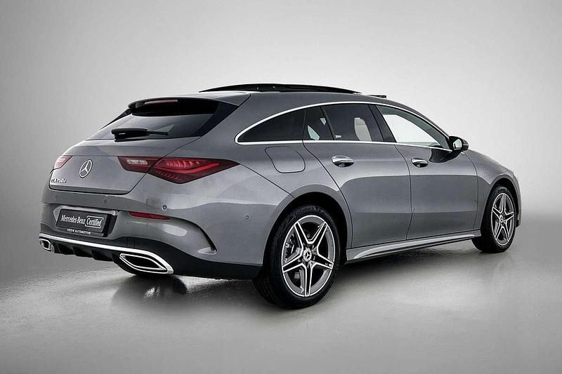 Occasion Mercedes CLA250e Shooting Brake AMG line 163 PK (119 kW) 2025 Grijs Stationwagen