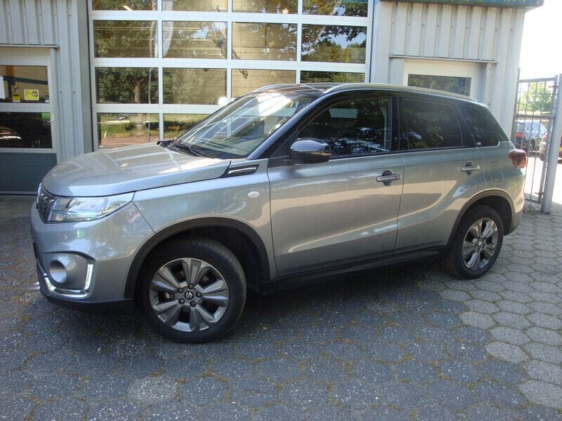 Grijs Gebruikt 2022 Suzuki Vitara SUV | € 24.900 (Eerlijke prijs) - Afbeelding 1/4