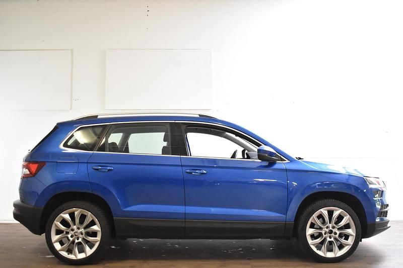 Occasion Skoda Karoq Business Line 150 PK (110 kW) 2021 Blauw SUV