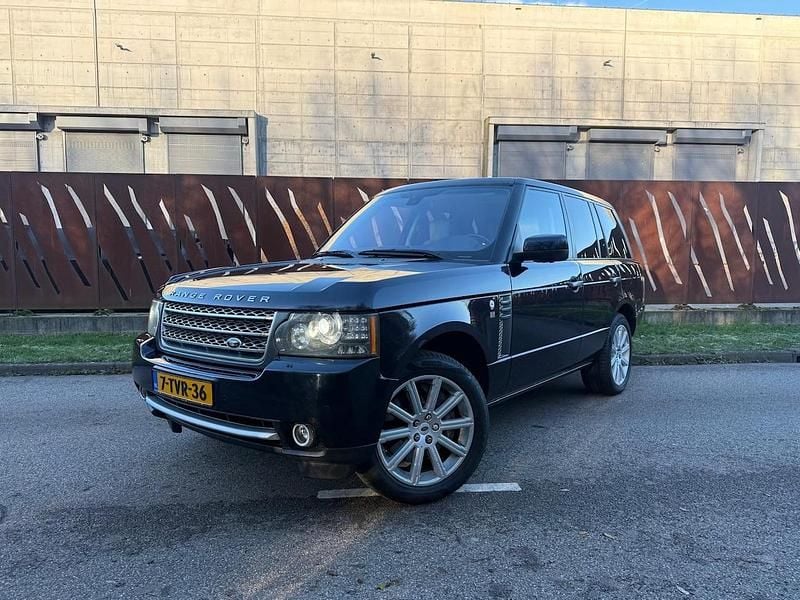 Blauw (metallic) Gebruikt 2010 Land Rover Range Rover SUV | € 34.900 (Duur) - Afbeelding 1/4
