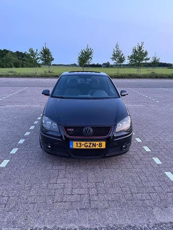 Gebruikt 2009 VW Polo GTI Sedan | € 6.500 (Eerlijke prijs) - Afbeelding 1/4