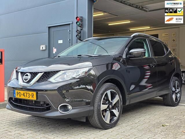 Zwart Gebruikt 2017 Nissan Qashqai N-Connecta SUV | € 15.940 (Eerlijke prijs) - Afbeelding 1/4