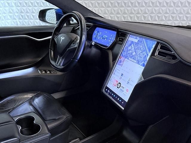 Occasion Tesla Model S 278 kW (378 PK) 2015 Blauw (metallic) Hatchback