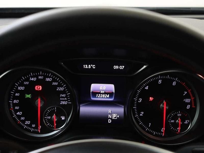 Occasion Mercedes GLA180 Business 122 PK (89 kW) 2018 Zwart SUV