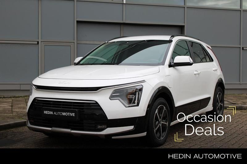 Wit Occasion 2024 Kia Niro SUV | € 32.945 (Eerlijke prijs) - Afbeelding 1/4