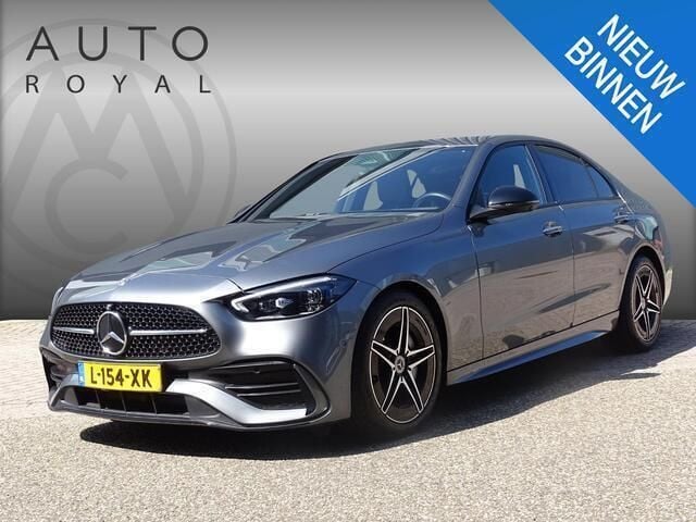 Grijs Gebruikt 2021 Mercedes C200 AMG line Sedan | € 42.995 (Eerlijke prijs) - Afbeelding 1/4
