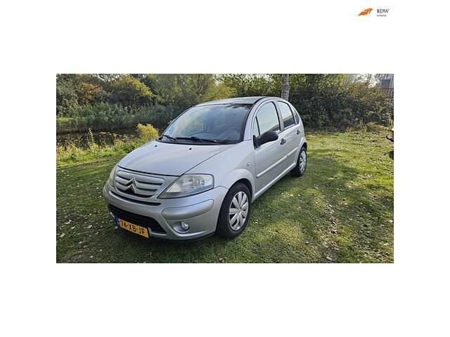 Grijs Gebruikt 2007 Citroën C3 Hatchback | € 1.650 (Eerlijke prijs) - Afbeelding 1/4