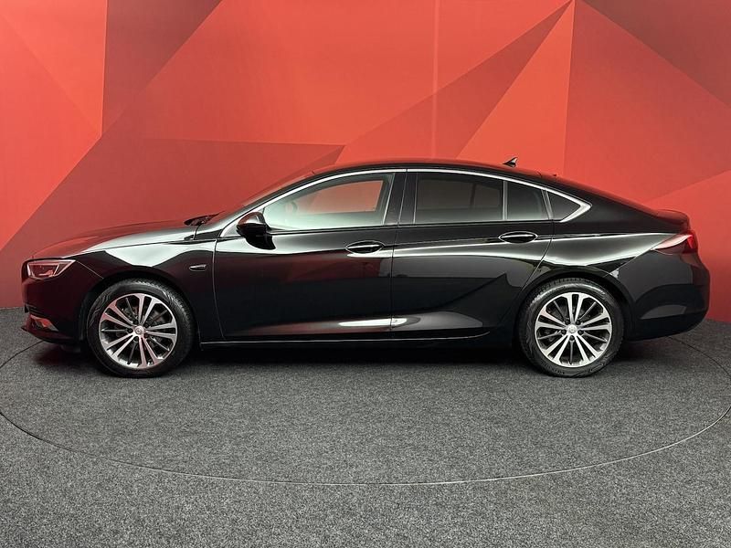 Occasion Opel Insignia Innovation 165 PK (121 kW) 2018 Zwart Hatchback