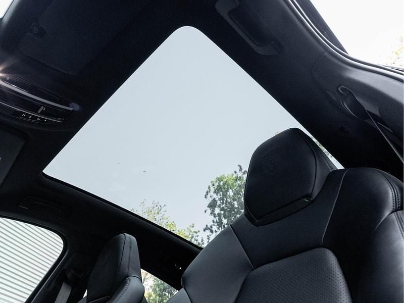 Occasion Porsche Cayenne 463 PK (340 kW) 2022 Zwart SUV