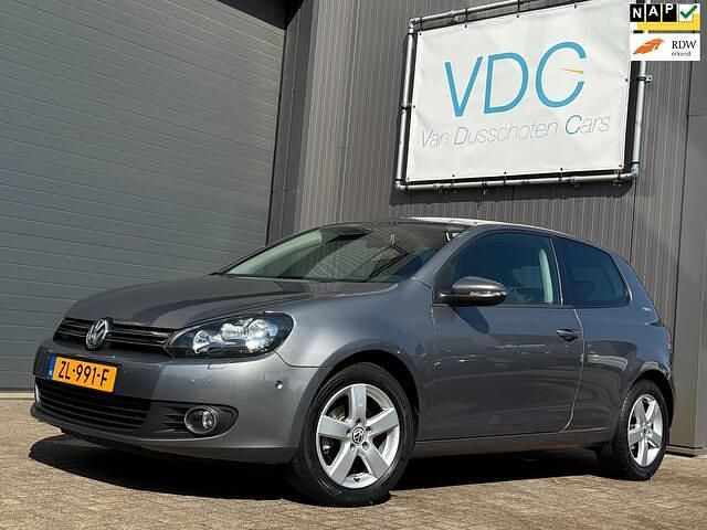 Grijs Gebruikt 2010 VW Golf VI Trendline Hatchback | € 5.750 (Eerlijke prijs) - Afbeelding 1/4