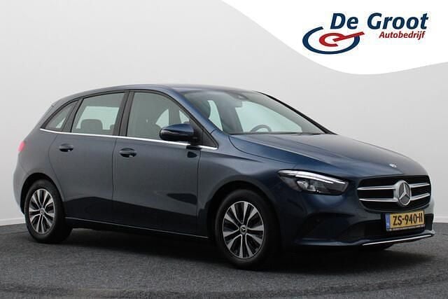 Blauw Gebruikt 2019 Mercedes B180 Business MPV | € 23.950 (Goede deal) - Afbeelding 1/4