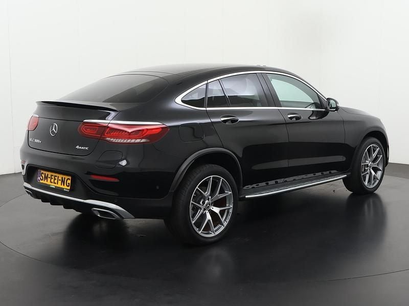 Occasion Mercedes GLC300 AMG line 2022 Zwart Coupé