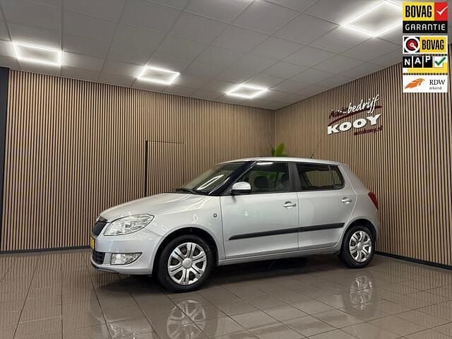 Grijs Gebruikt 2011 Skoda Fabia Ambition Hatchback | € 4.950 (Eerlijke prijs) - Afbeelding 1/4