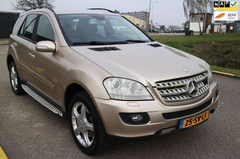 Bruin Gebruikt 2006 Mercedes ML350 SUV | € 6.950 (Eerlijke prijs) - Afbeelding 1/4