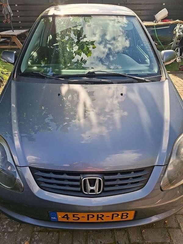 Grijs Gebruikt 2004 Honda Civic LS Hatchback | € 2.000 (Eerlijke prijs) - Afbeelding 1/4