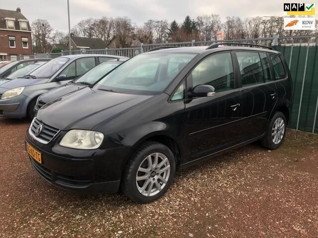 Zwart Gebruikt 2003 VW Touran MPV | € 1.950 (Duur) - Afbeelding 1/4