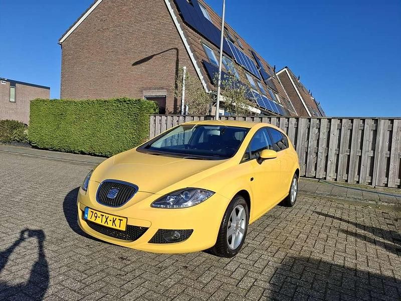 Occasion Seat Leon 102 PK (75 kW) 2007 Geel Hatchback