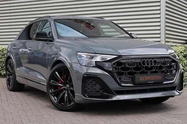 Grijs Nieuw 2025 Audi Q8 Ambiente SUV | € 132.950 (Super prijs) - Afbeelding 1/4
