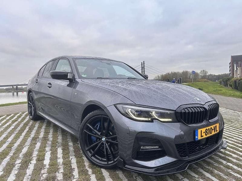 Occasion BMW 330 Executive 184 PK (135 kW) 2021 Grijs Sedan