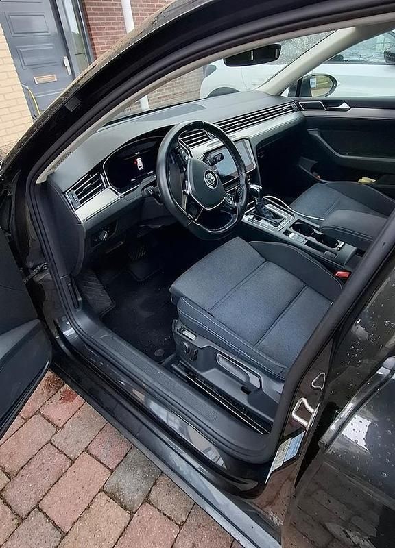 Occasion VW Passat Highline 2017 Grijs (metallic) Stationwagen