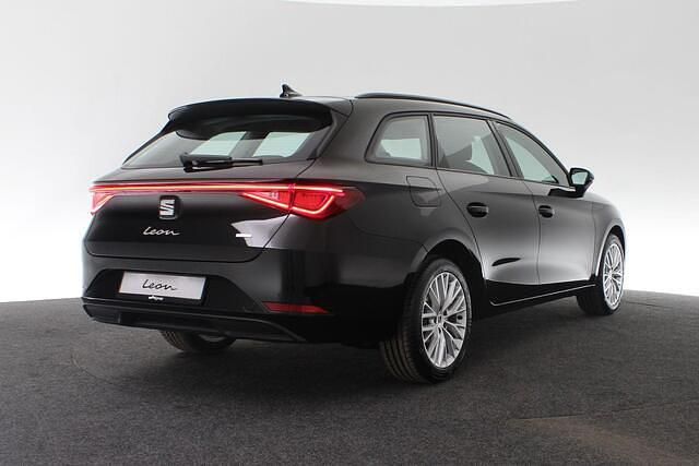Nieuw Seat Leon Style 204 PK (150 kW) 2025 Zwart Stationwagen