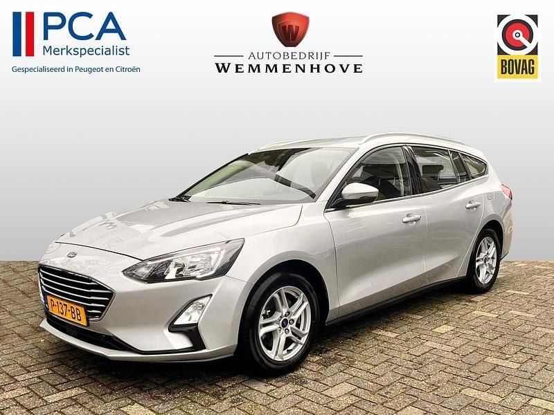 Grijs Gebruikt 2022 Ford Focus Business Edition Stationwagen | € 15.845 (Eerlijke prijs) - Afbeelding 1/4