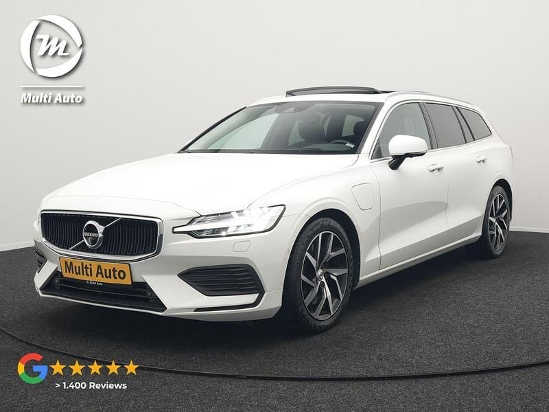 Wit Occasion 2020 Volvo V60 Momentum Stationwagen | € 25.740 (Super prijs) - Afbeelding 1/3