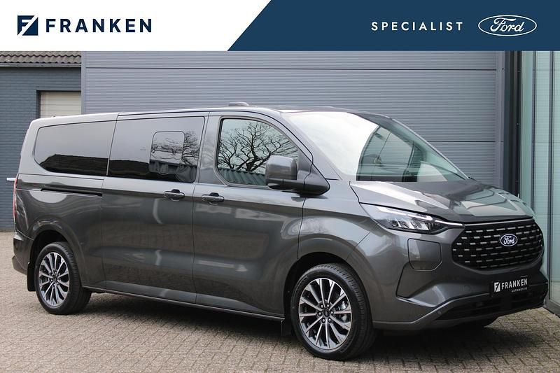 Nieuw Ford Tourneo Titanium X 2026 Grijs Van