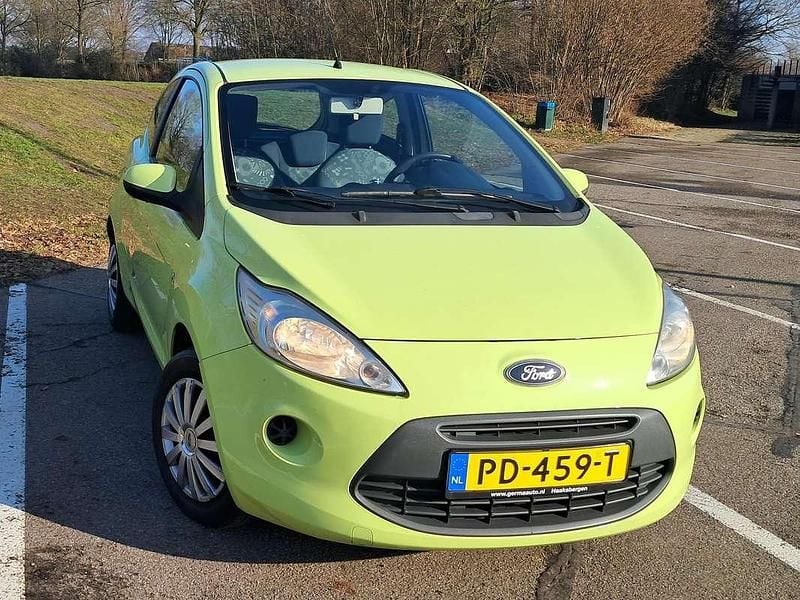 Occasion 2010 Ford Ka Trend MPV | € 1.600 (Goede deal) - Afbeelding 1/4