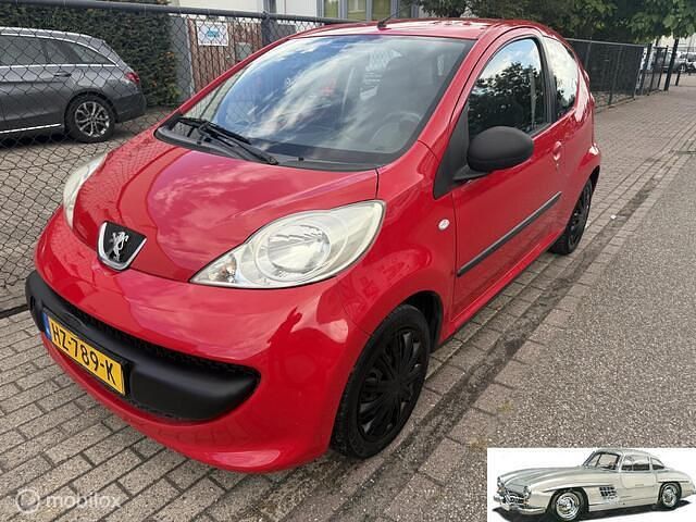 Rood Gebruikt 2006 Peugeot 107 Hatchback | € 699 (Super prijs) - Afbeelding 1/4