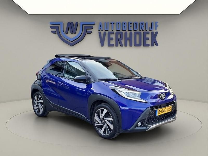 Blauw Gebruikt 2022 Toyota Aygo X Envy SUV | € 18.900 - Afbeelding 1/4