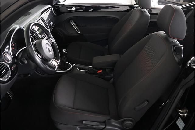 Occasion VW Beetle Sound 105 PK (77 kW) 2017 Zwart Hatchback