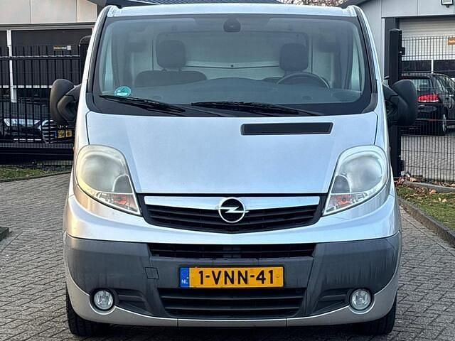Occasion Opel Vivaro 114 PK (83 kW) 2011 Zilver MPV