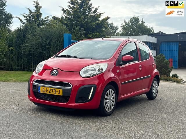 Rood Gebruikt 2014 Citroën C1 Hatchback | € 1.950 (Goede deal) - Afbeelding 1/4