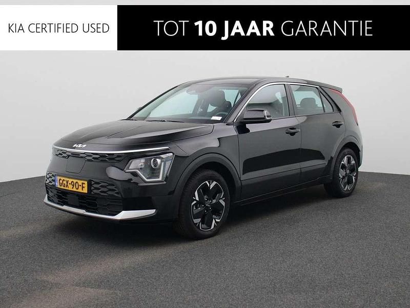 Zwart Gebruikt 2024 Kia e-Niro Light SUV | € 30.940 (Super prijs) - Afbeelding 1/2