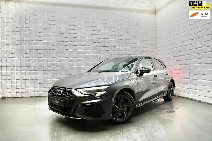 Occasion Audi A3 S-Line 245 PK (180 kW) 2021 Sedan