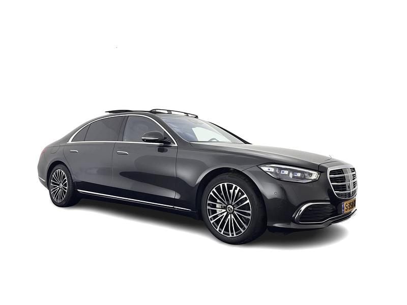 Grijs Gebruikt 2023 Mercedes S580 Sedan | € 74.945 - Afbeelding 1/4
