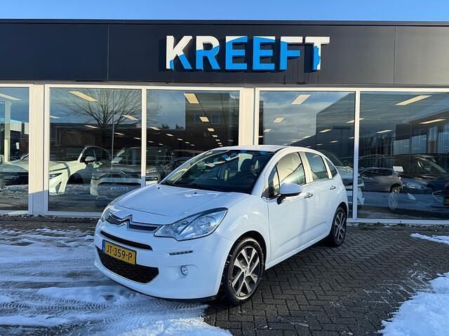 Wit Occasion 2016 Citroën C3 PureTech Hatchback | € 8.950 (Eerlijke prijs) - Afbeelding 1/4