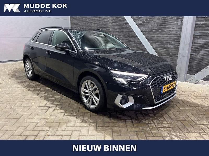 Zwart Occasion 2021 Audi A3 Sportback e-tron Advanced Hatchback | € 22.800 (Super prijs) - Afbeelding 1/4