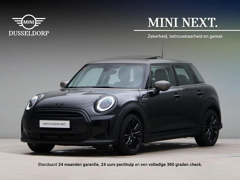 Occasion Mini Cooper Business 136 PK (100 kW) 2022 Zwart Hatchback