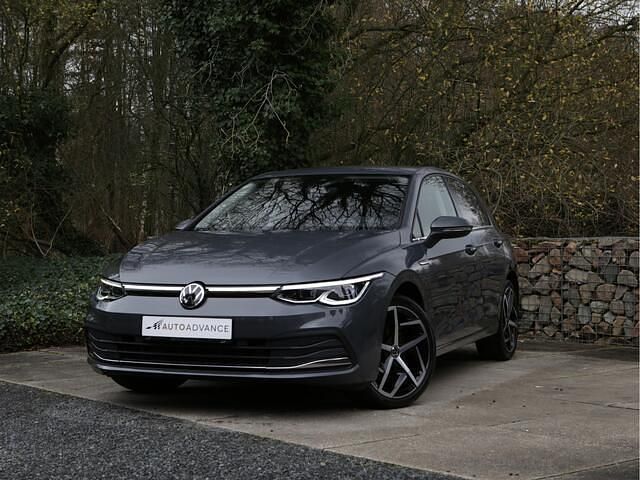Grijs Occasion 2022 VW Golf VIII Style Hatchback | € 27.950 (Goede deal) - Afbeelding 1/4