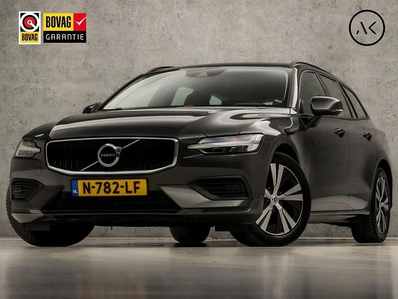 Grijs Gebruikt 2021 Volvo V60 Stationwagen | € 23.445 (Goede deal) - Afbeelding 1/4